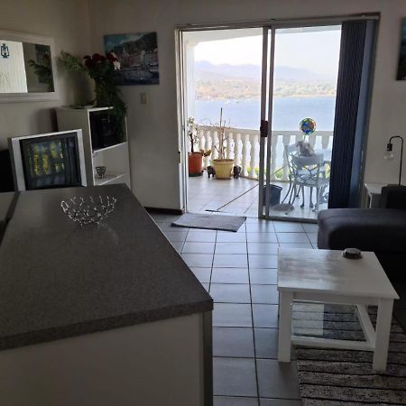 Kosmos View Luxury Apartments Hartbeespoort Buitenkant foto